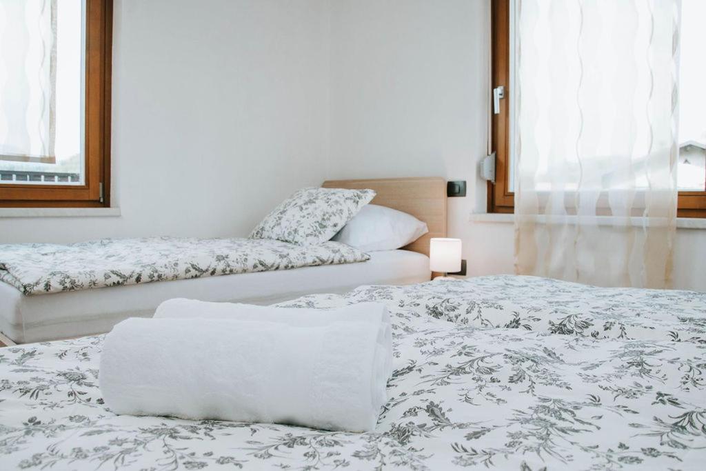 Apartmaji Ursic Kobarid Exterior foto